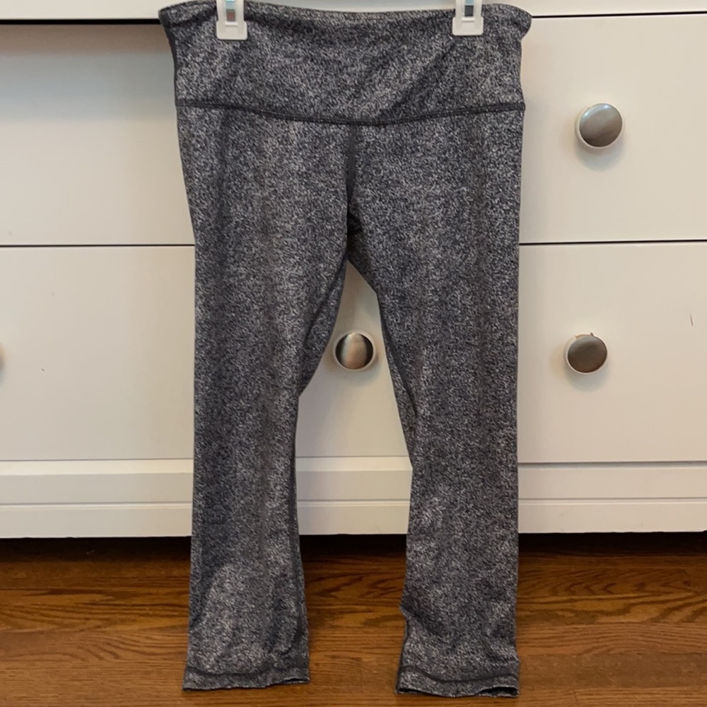 Lululemon cropped leggings